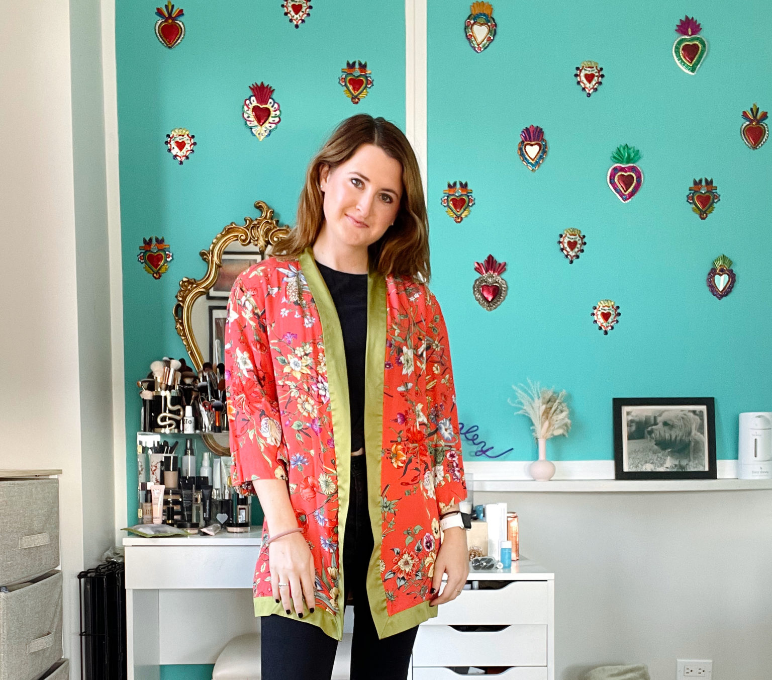 How To Crop A Shirt Without Cutting It The Daley Dose