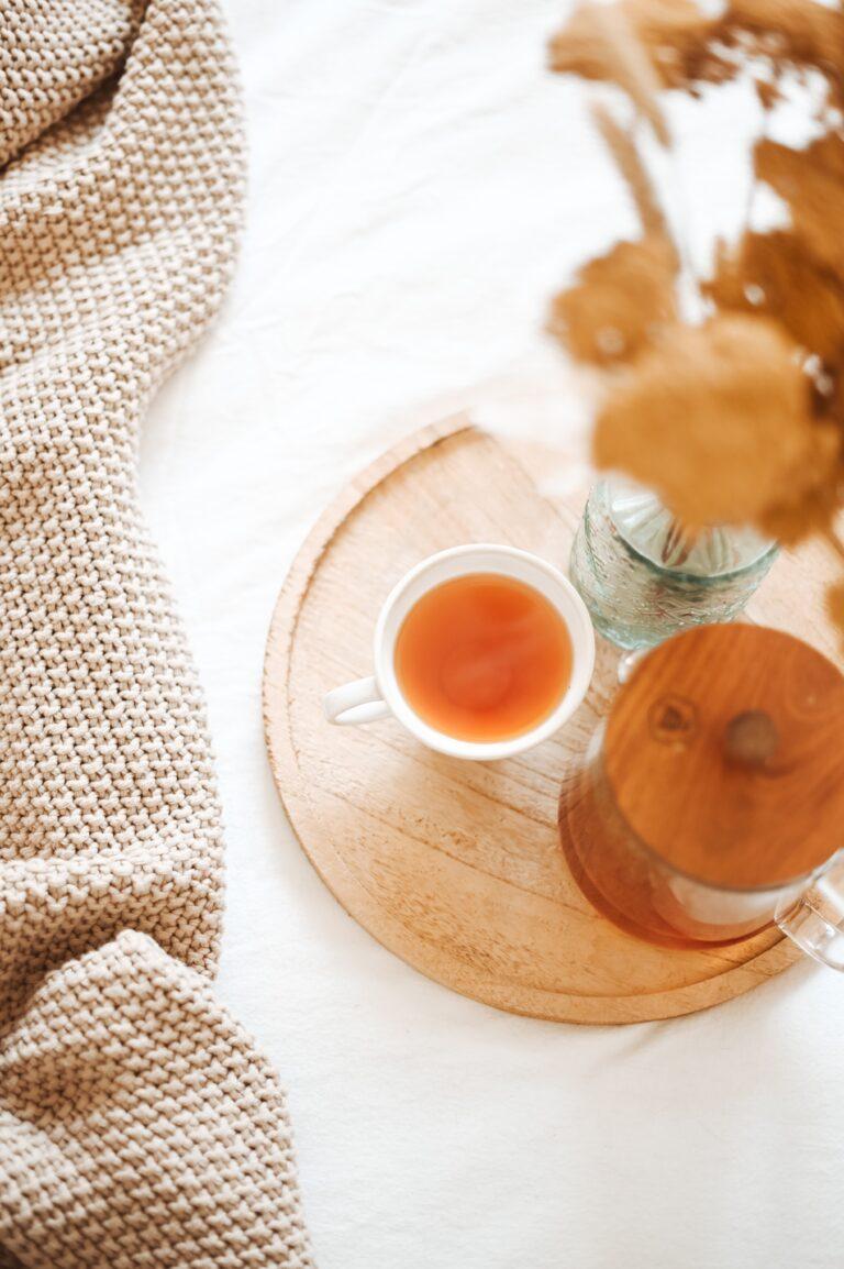 These Are The Best Teas for Acne