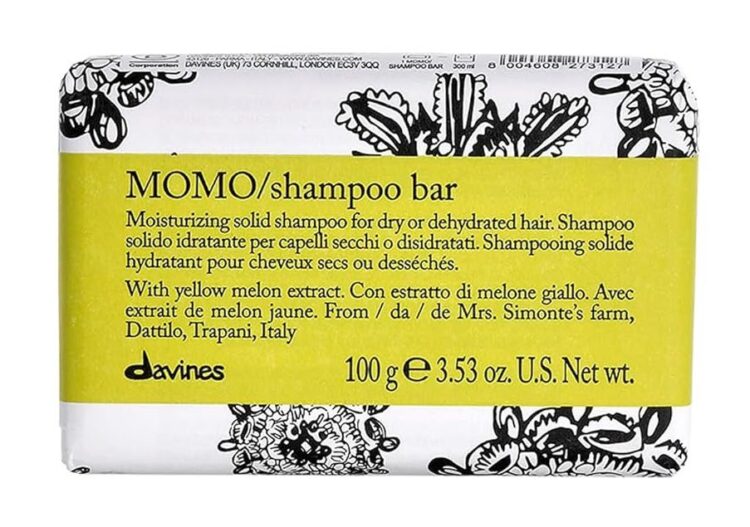 Product shot of Davines MOMO shampoo and conditioner bars